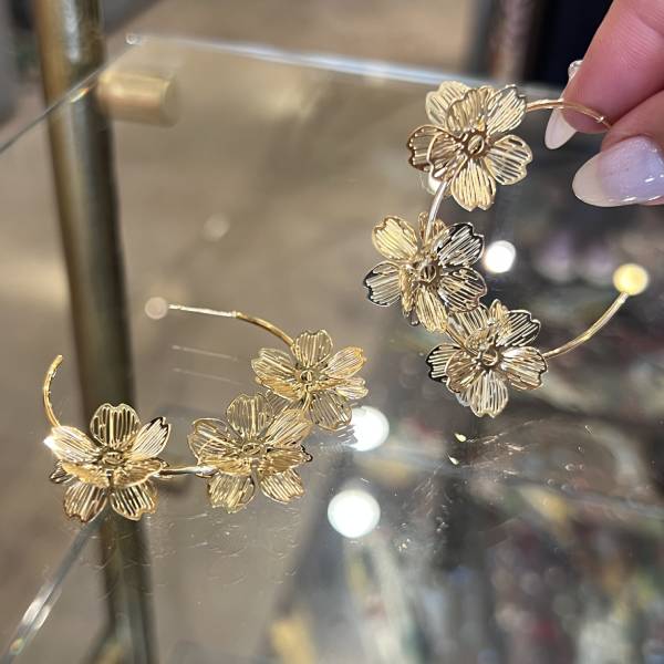表参道で見つける、あなただけの特別なロマンティックアクセサリー